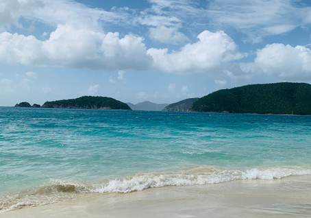 Spectacular view from Cinnamon Bay Beach on St. John #USVI