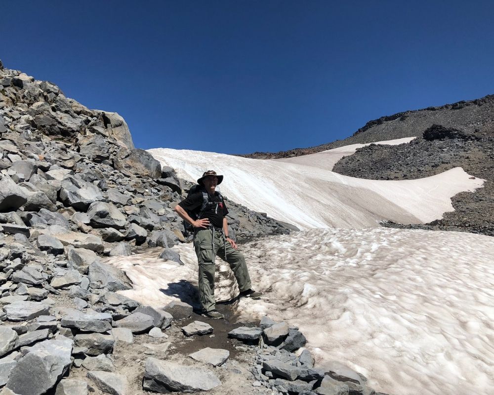 4 Great Day Hikes in the Seattle Area | Mount Rainier/Glacier Vista Trail.