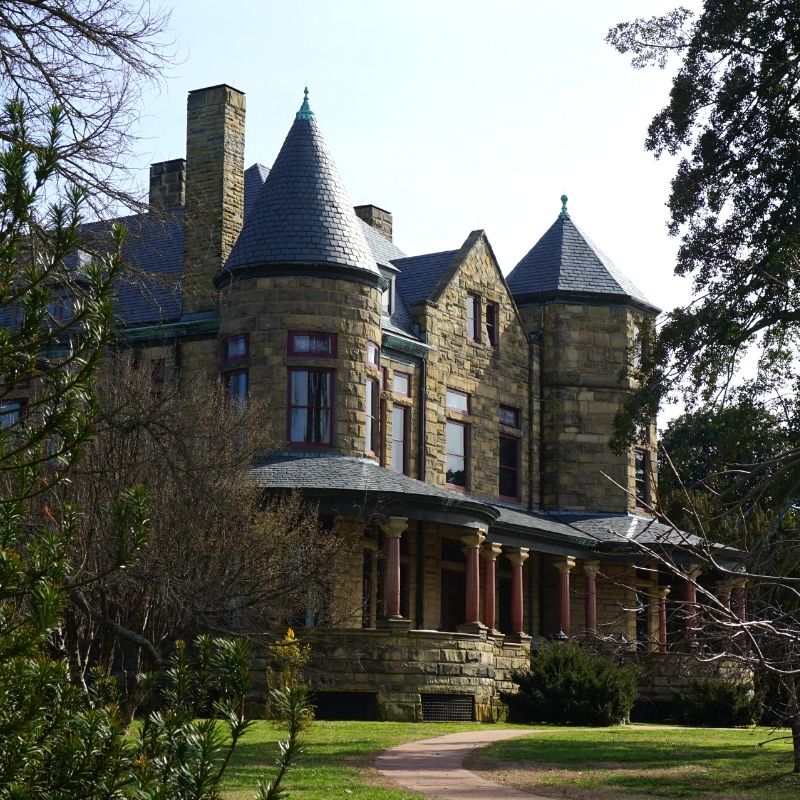 Add Maymont to the list for a day trip to Richmond Virginia. 