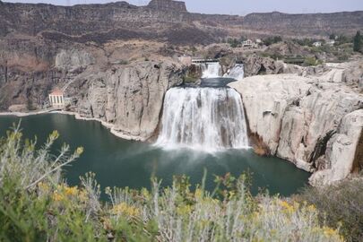 Explore ideas for an active family vacation with destinations that range from mountains and lakes to beaches and parks all across the USA.